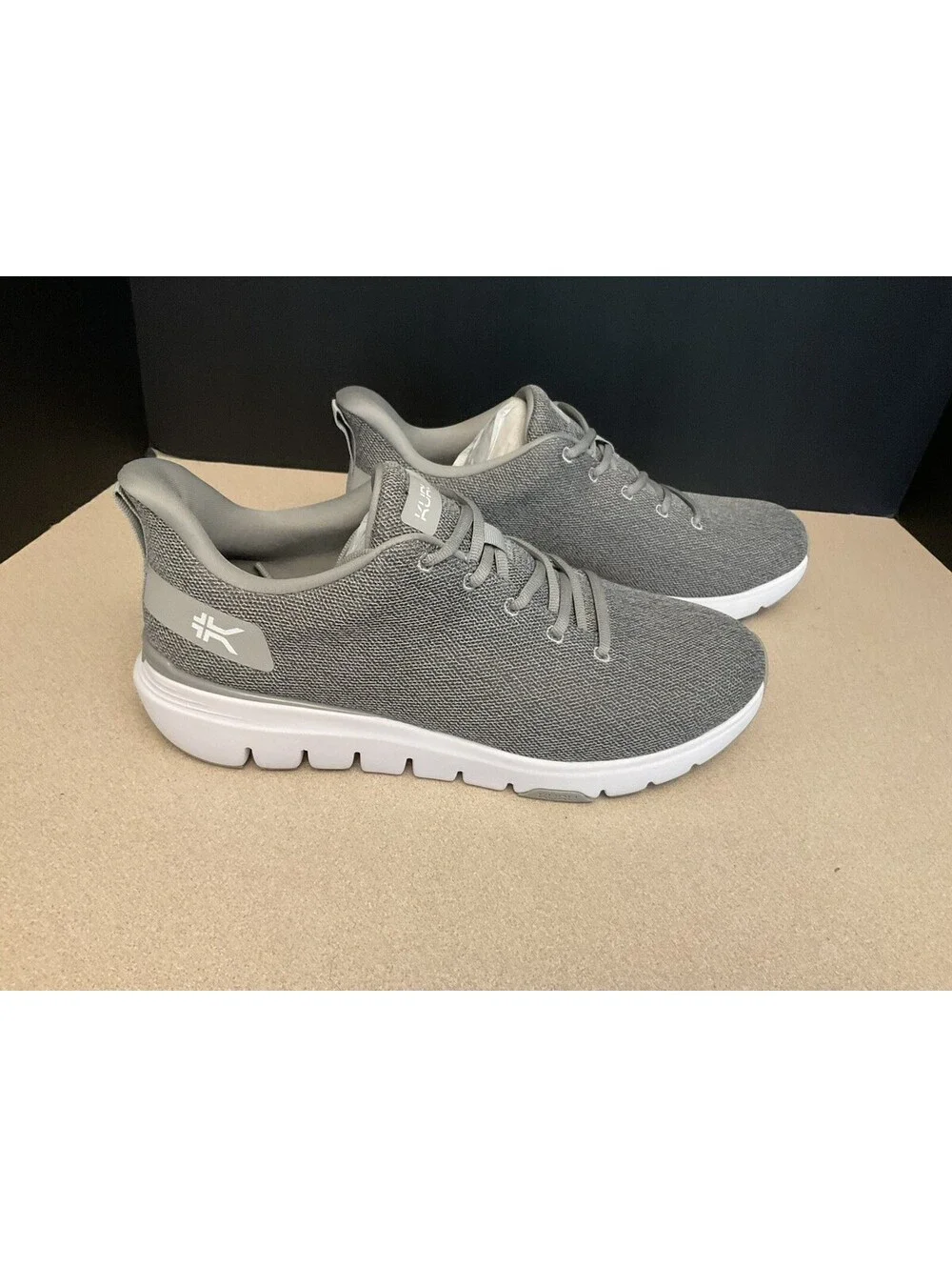 New! Mens KURU Flex Via Grey Athletic Shoes. Size 10.5. Nice Shoes!!!